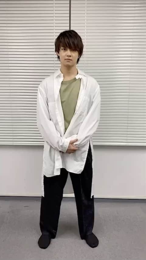 M!LKオフィシャルInstagramのインスタグラム：「本日は「佐野式健康ストレッチ」🙌 3週間お届けしてきましたが、最終回となります✨是非これからも毎日続けてくださいね🎧 引き継ぎ、おうち時間を楽しく🏠🎵 #MILK体操 #サラブレッド御曹司CITYBOY #佐野勇斗」