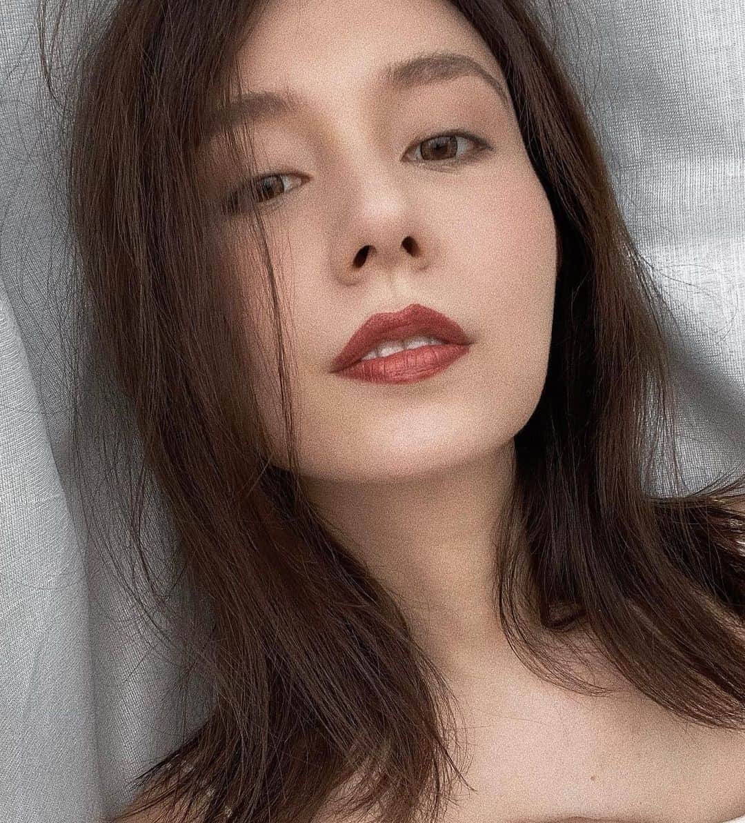 May J.さんのインスタグラム写真 - (May J.Instagram)「Up close and personal💄  #makeup #RougeHermes #ボサボサヘアー」5月29日 12時05分 - mayjamileh