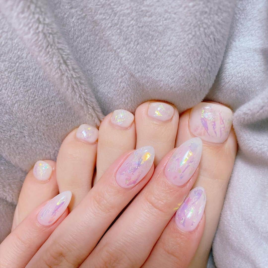 歩乃華（ほのらん）のインスタグラム：「ありしゃんさんのお店😻💓みんなも行ってね！これは自粛前に行ったネイルです🥰」