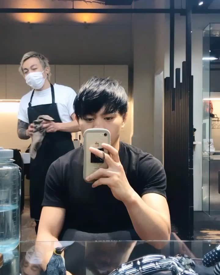 不可思のインスタグラム：「‪neroさんで髪黒くしてカットもしてもらった‬ ‪いつもありがとうございます！‬ @nero_kazup0108 ‪#nero #吉祥寺‬」