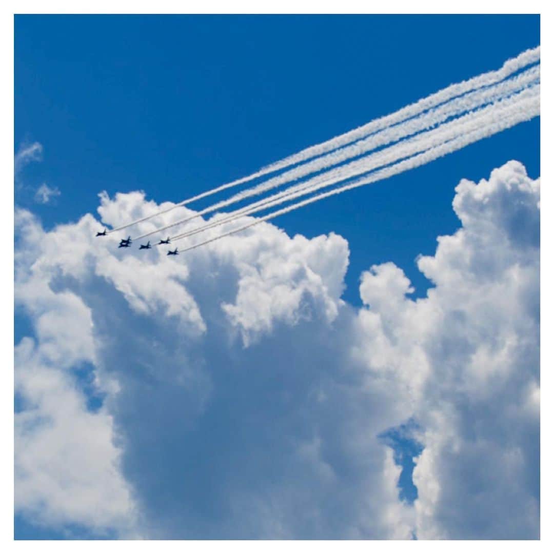 さだまさしさんのインスタグラム写真 - (さだまさしInstagram)「ブルーインパルス✈︎ 東京の空に医療従事者への敬意と感謝を示す飛行✈︎ ありがとう🙏 . #ブルーインパルス #医療従事者に感謝  #東京の空 #さだまさし #sadamasashi」5月29日 14時48分 - sada_masashi