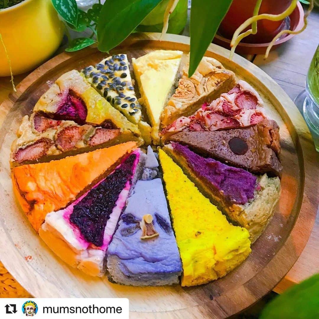 HereNowさんのインスタグラム写真 - (HereNowInstagram)「Want some colorful cheese cake? Here's the best place to go😋😋🍰 超個性派カップルの「好き」が詰まった、香港•油麻地のマルチスペース🍬🍭🇭🇰 * ✍️:MUM’s NOT HOME (Hongkong) 📸: @mumsnothome * Thank you for your photo! Tag us and #herenocity to get featured!  #herenowcity #wonderfulplaces #beautifuldestinations #travelholic #travelawesome #traveladdict #igtravel #livefolk #instapassport #foodie #foodgasm #foodporn #dailyfoodseeker #hypefeast #instafood #footfetishnation #foodfluffer #storefrontcollective #맛집 #여행스타그램 #travelstagram #カフェ部  #discoverhongkong #unlimitedhongkong #insidehongkong #discoverhk #香港 #hkig #hkfoodie」5月29日 15時12分 - herenowcity