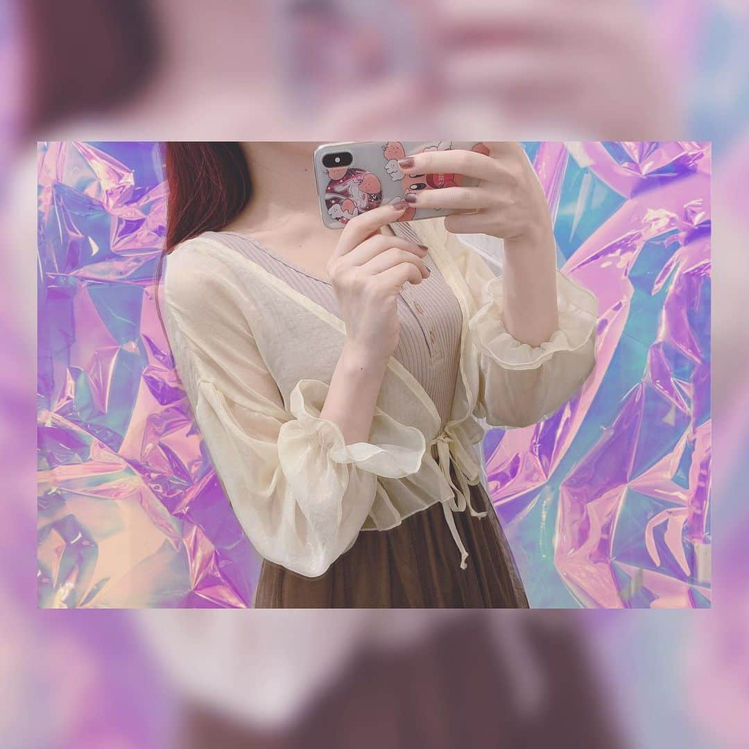 桜野羽咲さんのインスタグラム写真 - (桜野羽咲Instagram)「🌷﻿ ﻿ ﻿ ﻿ ﻿ ﻿ 服﻿ ﻿ ﻿ ﻿ ﻿ ﻿ ﻿ ﻿ ﻿ #selfie #japanesegirl #ulike #soda #camera360 #stayhome #mirror #mirrorselfie #popculture #redhair  #pink #grl #ootd #coordinate #outfit #fashion #cattykitten #ベージュコーデ #ナチュラルカラー #ナチュラル #おうち時間 #グレイル #ファストファッション #通販 #シアー #シフォンカーディガン #チュールスカート #鏡越し」5月29日 15時28分 - sakuranousa