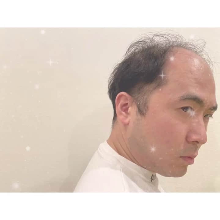 斎藤司のインスタグラム：「トッケビ面白いよ みんな教えてくれてありが頭皮 #ヌッケビ #今日もひどいもじり #コンユのスタイルやばすぎ #そのあと自分見たらだいぶ凹む #娘の輪投げ #輪入れるやつ #見たらやりたくなった #도깨비 #おうち時間 #韓ドラ #トッケビ #コンユ #공유 #Dokkaebi」