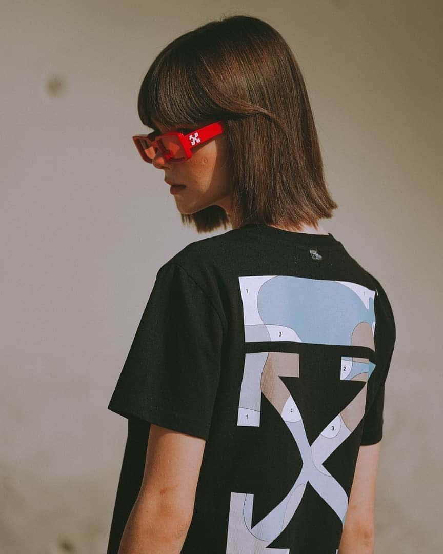 OFF-WHITE C/O VIRGIL ABLOHさんのインスタグラム写真 - (OFF-WHITE C/O VIRGIL ABLOHInstagram)「ss20 women’s Off-White™ collection now available online at off---white.com」5月29日 16時00分 - off____white