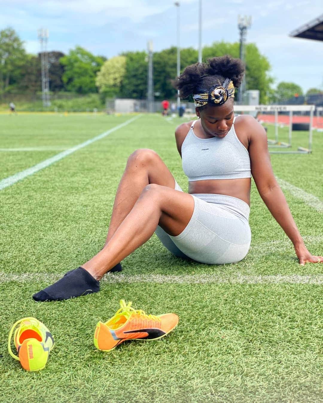 アシャ・フィリップのインスタグラム：「Always believe in yourself @pumaperformance 🏃🏾‍♀️ . . . . . #Believe #Faith #Trust #PumaWomen #BlackGirlMagic #Tracknation」