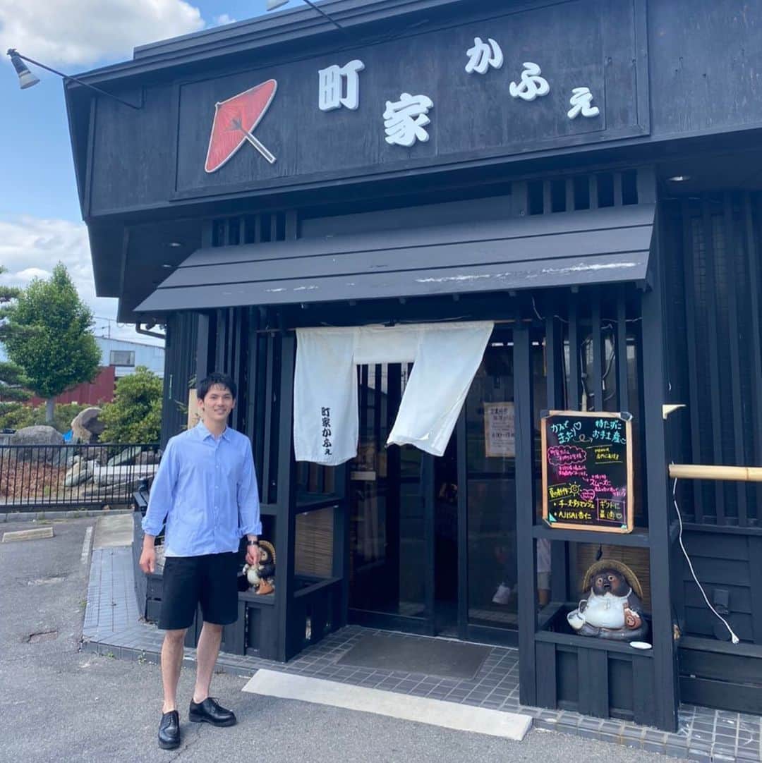 のインスタグラム：「Is it okay if we go to a cafe just for coffee now?? A state of emergency from government is lifted couple days ago but of course we all know that we should not be that optimistic yet. カフェに行きたいと思う今日この頃。 #cafe #coffee #inazawa #ichinomiya  #カフェ #カフェ好き #町家かふぇ #コーヒー #コーヒー好き  #稲沢 #一宮 #ウルフドッグス名古屋 #バレーボール  #yaeca #mhl #paraboot #iwc #outfit #fashion #ヤエカ #エムエイチエル #パラブーツ #コーデ #ファッション」