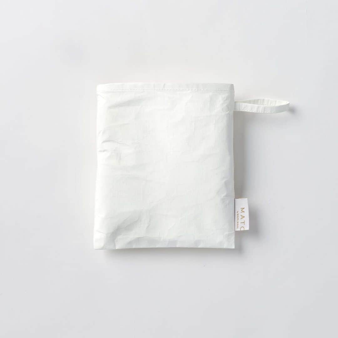 MARLMARL（マールマール）さんのインスタグラム写真 - (MARLMARL（マールマール）Instagram)「【もれなくプレゼント】エコリュックお買い上げでフードコンテナが付いてくる‌ ‌ 2020年7月からいよいよ始まる、スーパーマーケットなど小売店の「プラスチック製レジ袋有料化」。‌ ‌ デイリー使いに便利なマイバッグをお探しの方も多いのでは？‌ ‌ MATO by MARLMARLの‌2wayエコリュック“bucket backpack” をお買い上げのお客様に‌ 本日よりもれなく、‌ オリジナルの「フタにメモできるフードコンテナ」をプレゼントするキャンペーンを実施します！‌ @mato_by_marlmarl ‌ ‌ ▼キャンペーン対象商品‌ ‌ MATO by MARLMARL 2wayエコリュック‌ bucket backpack‌ ‌ カラー　white / black‌ 各¥ 3,500 + tax‌ ‌ ‌ ※MARLMARLオンラインショップ または MARLMARL直営店でお買い上げいただいたお客様が対象です。‌ ‌ ※フードコンテナがなくなり次第、配布終了となります。‌ ‌ _____‌ ‌ ‌ 毎日の買い物に便利なポケッタブル仕様なのに大容量の2WAYリュックは、両手があくので買い物帰りでも子どもを抱っこしたり、手をつなげます。‌ ‌ どんな方にも日常の様々なシーンに寄り添える‌ 優秀お買い物マイバッグです。‌ ‌ この機会にぜひご検討下さいませ。」5月29日 18時53分 - marlmarl_tokyo