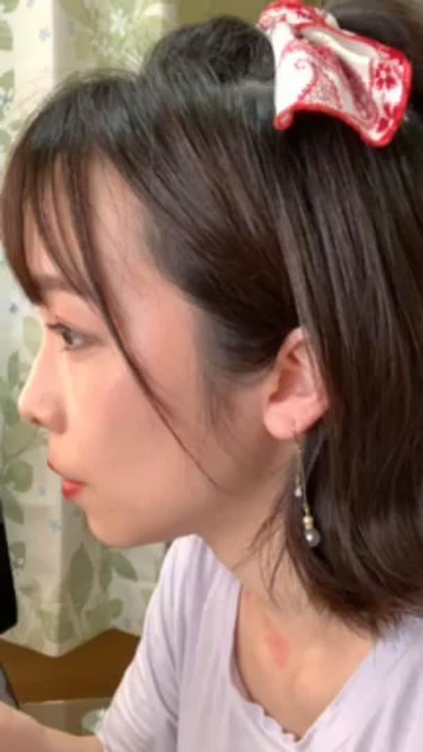 さくまみおのインスタグラム：「ほぼゲリラで申し訳ない。笑 急遽集まってくれた皆様、後からアーカイブで確認してくれている皆様、ありがとうございました🥰  アップした動画はこちらです🔻 https://youtu.be/PV_KtbZEkjQ . . ※首のは🌞につけられたキスマークです(日光過敏症)」