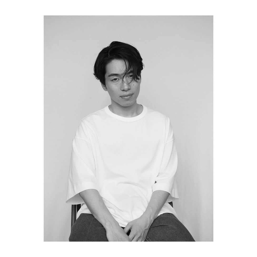 SIRUPのインスタグラム：「#Repost @stylist_teppei with @make_repost ・・・ Private collaboration with SIRUP / Model by @sirup_insta, Photo by @tsutomuono, Hair by @rr_takai_, Direction & Styling by TEPPEI, Stylist assistant by Keisuke Morita. Yumiko Suzuki #SIRUP」