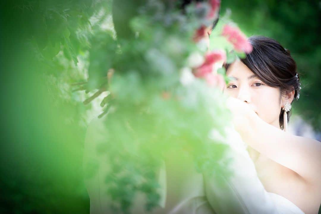 RECUERDO（レクエルド）のインスタグラム：「#前撮り #洋装前撮りロケーション  #recuerdo  #結婚式準備 #ウエディングフォト #日本中のプレ花嫁さんと繋がりたい #2020秋婚 #2020花嫁 #関西花嫁 #プレ花嫁 #ロケーションフォト #コロナに負けるな  #2020婚」