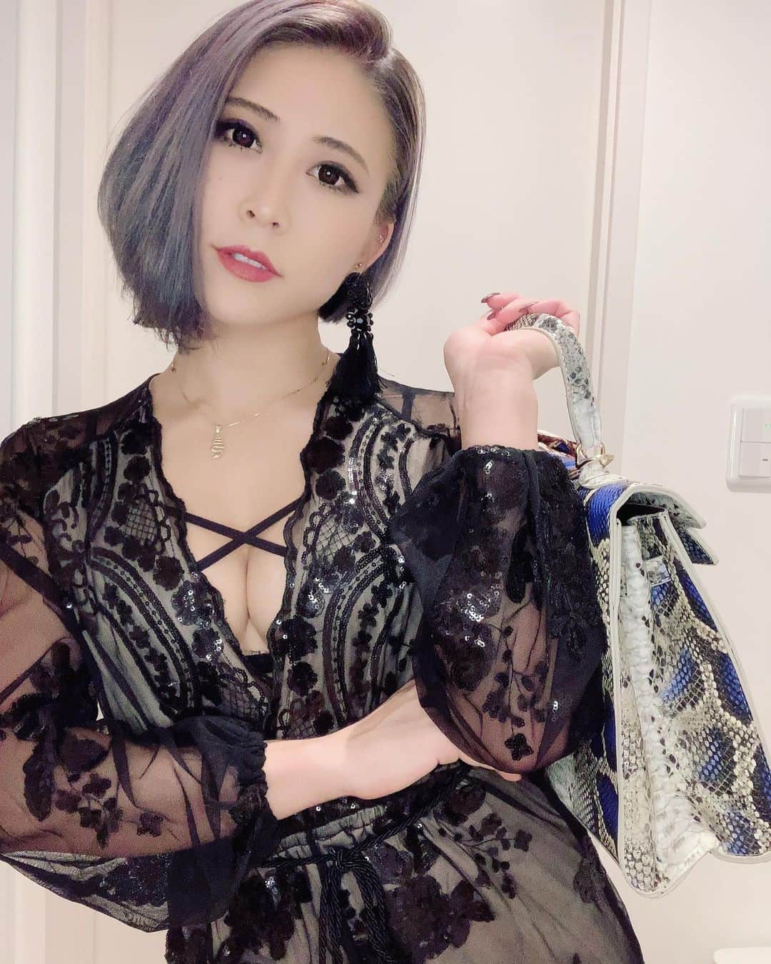 のインスタグラム：「. 新たな目標ができました⭐️ . 早くみんなにお披露目したいなぁ。 . . 何をするにも1番大切なのは 人と人との関わり方だなって、 親衛隊の皆んなが教えてくれました✨✨ . . 私の人生 まだまだこれから🔥 . . .」