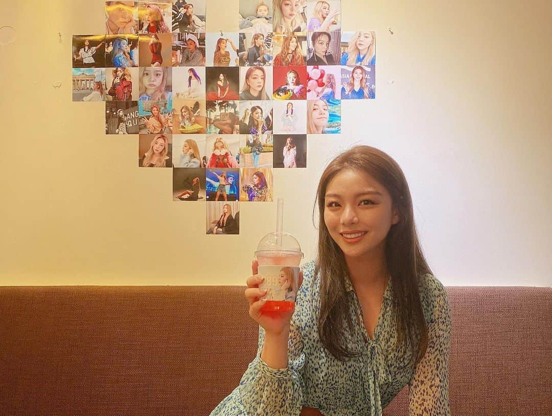 エイリーさんのインスタグラム写真 - (エイリーInstagram)「Thank You my Aileeans~💕 love you to the moon and back!!! 우리 일리언들 너무 고마우요~~~~ 달 찍고 지구로 돌아오는 거리 이상으로 사랑해요💕」5月29日 20時37分 - aileeonline