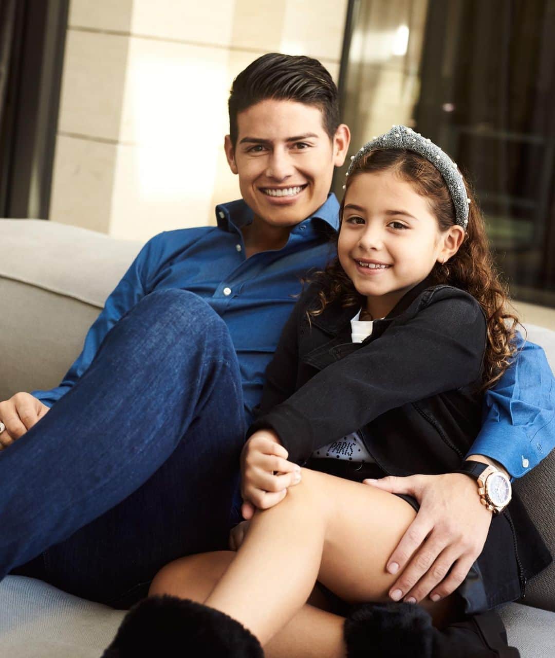 ハメス・ロドリゲスのインスタグラム：「Hoy está cumpliendo 7 años mi princesa. Te deseo un feliz cumpleaños que cumplas muchísimos más y que te sus sueños se hagan realidad, Te amo mucho hija. Dios te bendiga!🎂🎊」