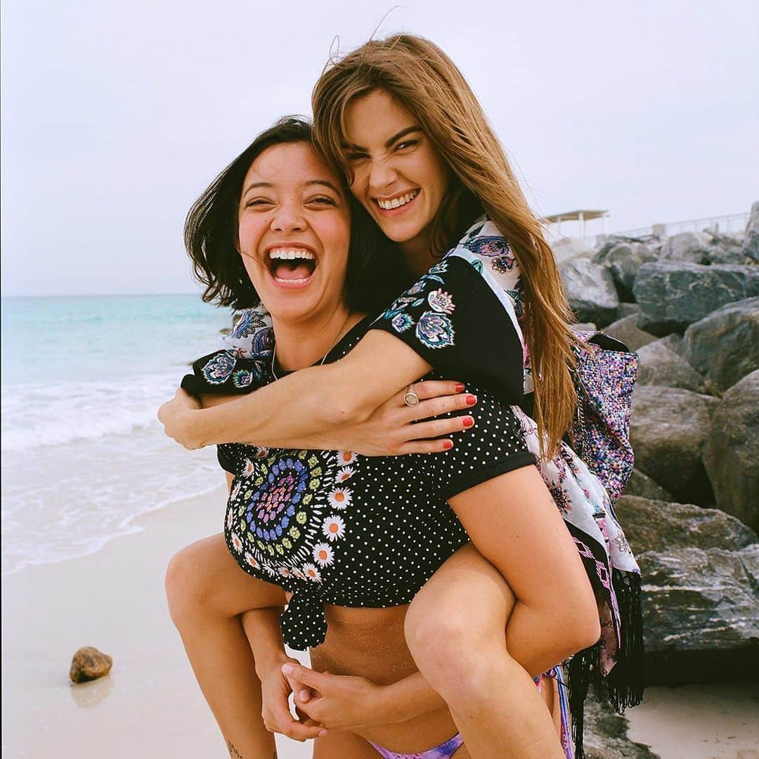 デシグアルのインスタグラム：「Could you think of a better plan than a #vacation with friends? We can start planning them, even if they are not far from home.」