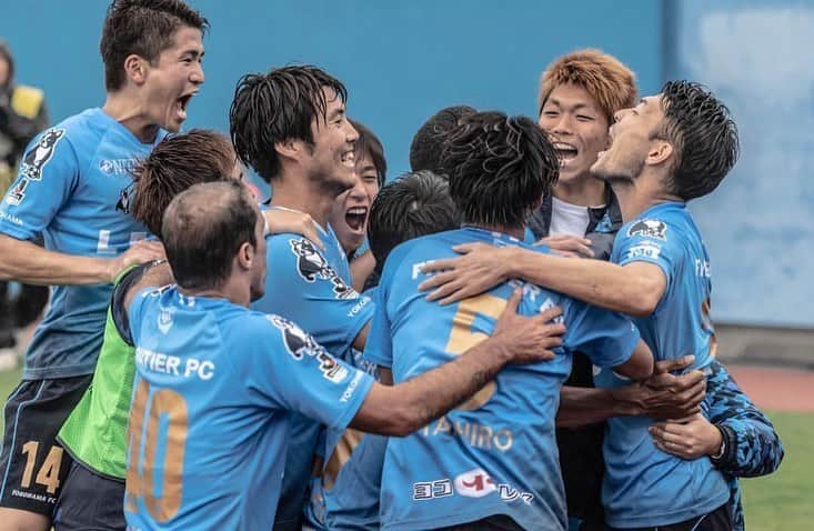 カルフィン・ヨン・ア・ピンさんのインスタグラム写真 - (カルフィン・ヨン・ア・ピンInstagram)「when I heard #jleague is going to start in July」5月29日 23時02分 - calvinjongapin