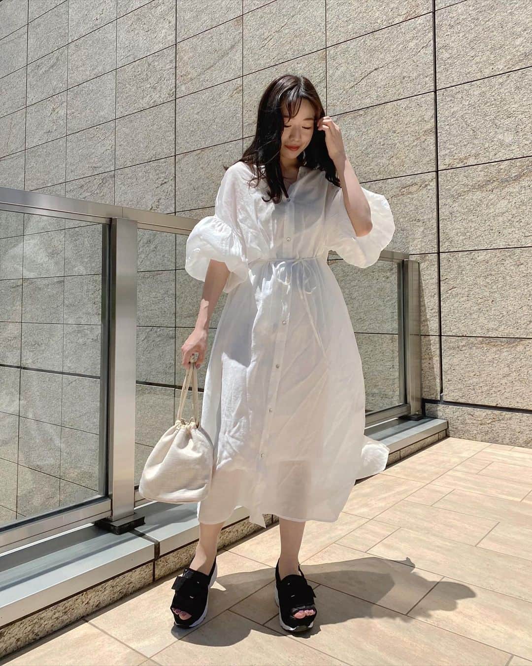 吉田佳菜さんのインスタグラム写真 - (吉田佳菜Instagram)「ㅤㅤㅤㅤㅤㅤㅤㅤㅤㅤㅤㅤㅤ ㅤㅤㅤㅤㅤㅤㅤㅤㅤㅤㅤㅤㅤ やっぱりホワイトも♡♡ ㅤㅤㅤㅤㅤㅤㅤㅤㅤㅤㅤㅤㅤ ㅤㅤㅤㅤㅤㅤㅤㅤㅤㅤㅤㅤㅤ #モノトーンコーデ #ワンピース #kana_chicode #ちわcode #salonbychico_lucua #salonbychico #whoswhochico ㅤㅤㅤㅤㅤㅤㅤㅤㅤㅤㅤㅤㅤ」5月29日 23時08分 - yshdkana