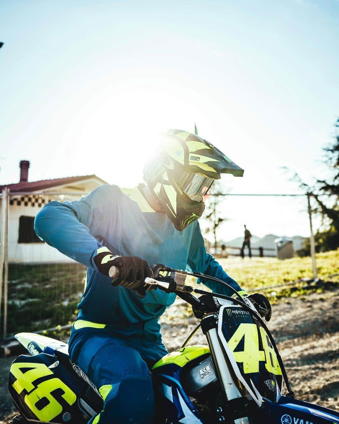 バレンティーノ・ロッシさんのインスタグラム写真 - (バレンティーノ・ロッシInstagram)「Beautiful day of Mx training in Fermignano 📸 @camilss」5月30日 0時10分 - valeyellow46