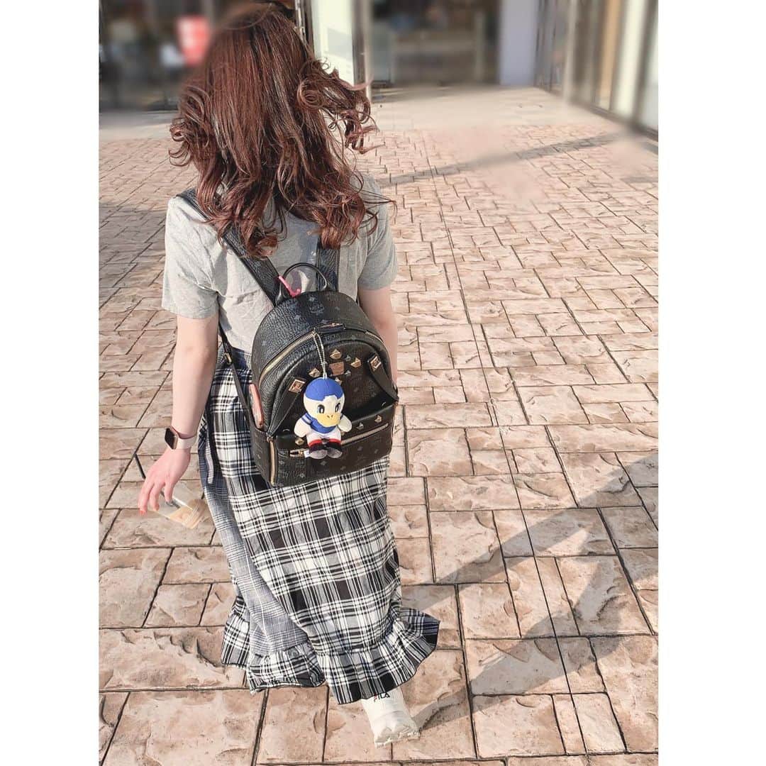 山口みらんのインスタグラム：「#jリーグ 試合開始決定 嬉しいなあ🥺👏✨ 、 無観客試合だとしてもマリノスの試合がもうすぐ見れることとても幸せに感じます！！！！どのような試合を見せてくれるかワクワクですね((o(｡>ω<｡)o)) 、 写真は常にマリノスケと共にいるよって気持ち🔴⚪️🔵 、 そして、天野選手おかえりなさい🥰 . #fmarinos #jリーグ #サッカー  #soccer #サッカー女子 #jリーグ好きな人と繋がりたい  #nikefc  #nike #jouetie」