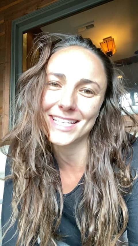 ブリアナ・エヴィガンのインスタグラム：「I love you my friend!!!!!!! More than words will ever be able to say. Thank you for always supporting everything I do. @captainhappy.us」