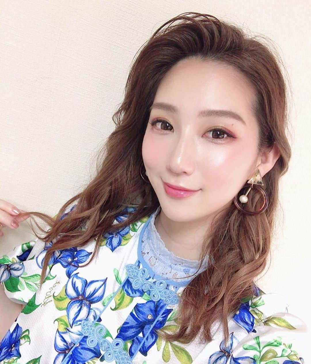 ファーストサマーウイカのインスタグラム