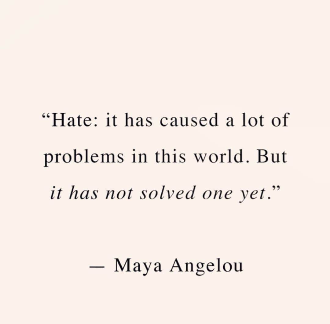 ローレン・コンラッドのインスタグラム：「I like keeping it light on social media: flowers, dogs, baked goods, lots of blush. But staying quiet about the racism in our country will not help the situation. I want to be an ally—I want to be part of the solution. I’ve lived a very privileged life and I can’t relate to the struggles of racism since I’ve never experienced them myself. I don’t want to pretend to understand what people of color deal with on a daily basis.  Everyone has a different response and reaction to the hatred, inequality, and injustice affecting millions of Americans every day. I won’t assume that mine is right for everyone but I’m here to listen so I can learn how to be a more effective ally.」