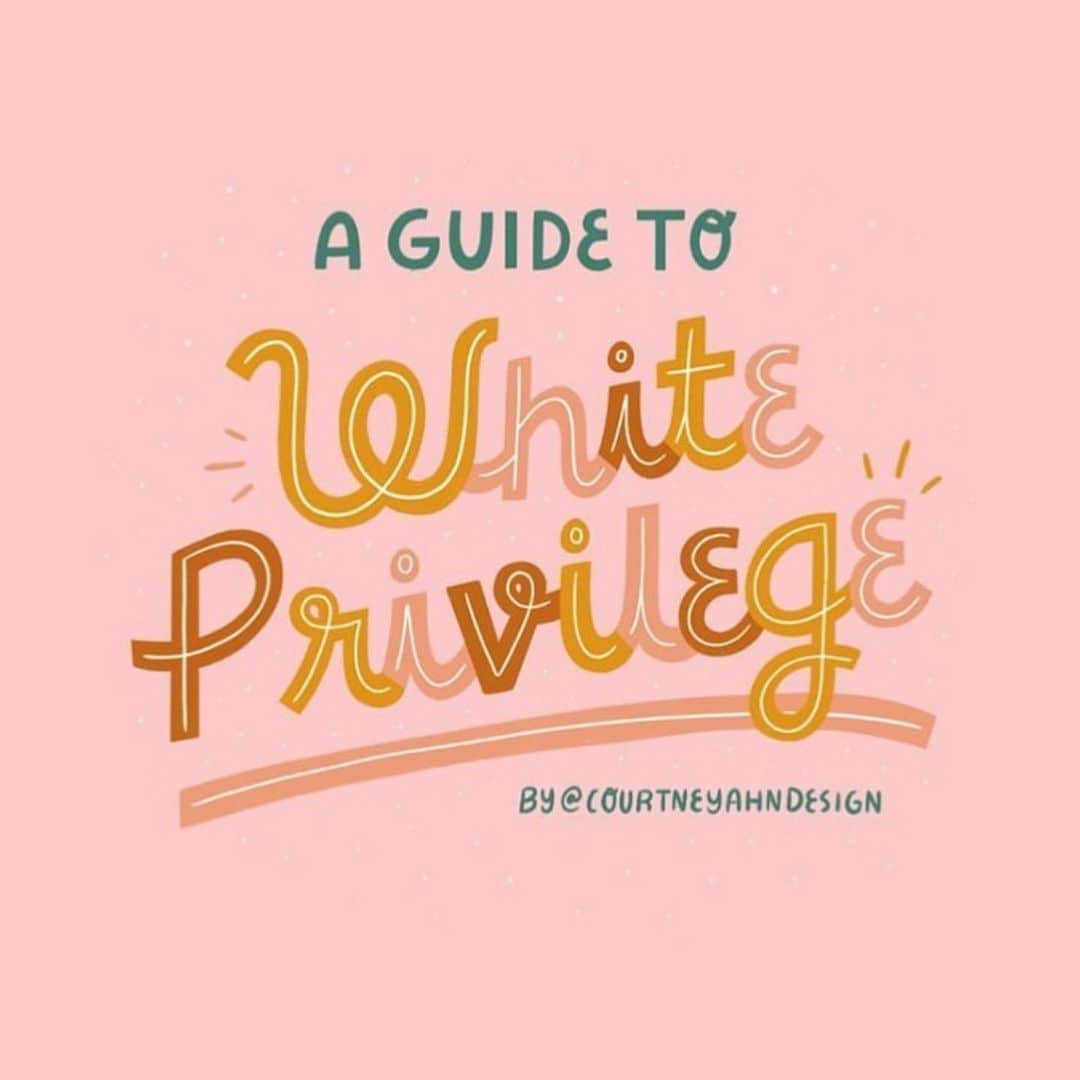 カーミンさんのインスタグラム写真 - (カーミンInstagram)「I love you ♥️ here’s a resource that helped me understand my privilege and how to use it to help others. it’s imperative we have the conversations, sign the petitions, donate, and #PULLUP.」5月30日 11時32分 - qveenherby