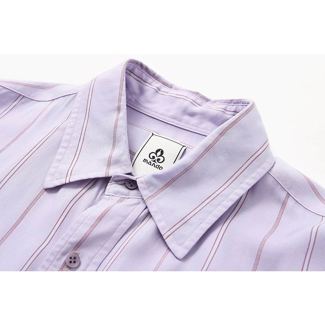 Bshop officialさんのインスタグラム写真 - (Bshop officialInstagram)「#Mando  Stripe Shirt ¥36,000+tax ・ 素材特有のドレープ感が魅力のストライプシャツ。ゆったりとしたシルエットに大きめのポケットがアクセントとして効果的。異なる表情の2種のラインからなるストライプ柄が、どこかクラシカルな印象を与えます。 ・ #20ss #bshop #bshop_official」5月30日 12時00分 - bshop_official