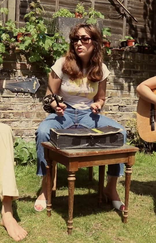 キティー・デイジー＆ルイスのインスタグラム：「Happy Friday everyone! Here's our acoustic version of 'I'm Coming Home' live and direct from the Durham Sound Garden (@durhamsoundstudios) as part of the @redroosterfestivals 2020 virtual festival, in association with @liveforloveuk to help raise money for the @trusselltrust and UK food banks. Peace and love 💛」