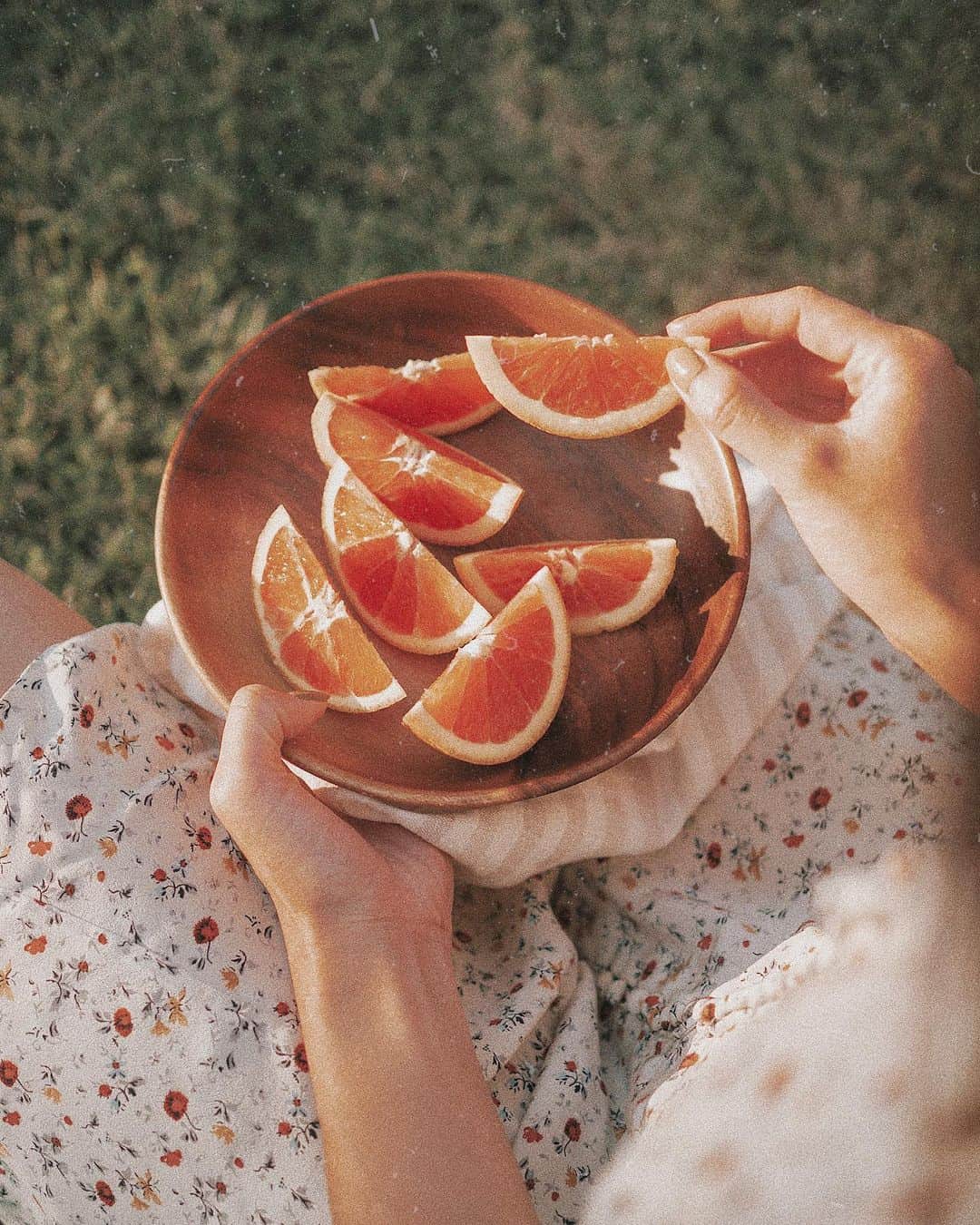 W E Y L I Eのインスタグラム：「My favorite fruit 🍊」
