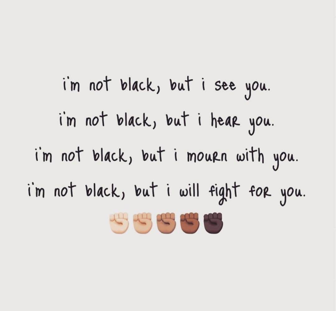 iluvsarahiiさんのインスタグラム写真 - (iluvsarahiiInstagram)「Tu lucha es mi lucha and nothing is going to get better if we just stay quiet. Enough is ENOUGH we have to do better and stand up for our black community. The racism and hate needs to END! Speak up about what’s going on, educate yourself ,voice your thoughts, sign the petition ,donate but please don’t just sit quite and act like this is not going on. I will continue to donate to organizations that are helping communities directly but If there’s any other way I can use my platform to bring awareness about this and more I will do that🙏🏻」5月30日 3時57分 - iluvsarahii