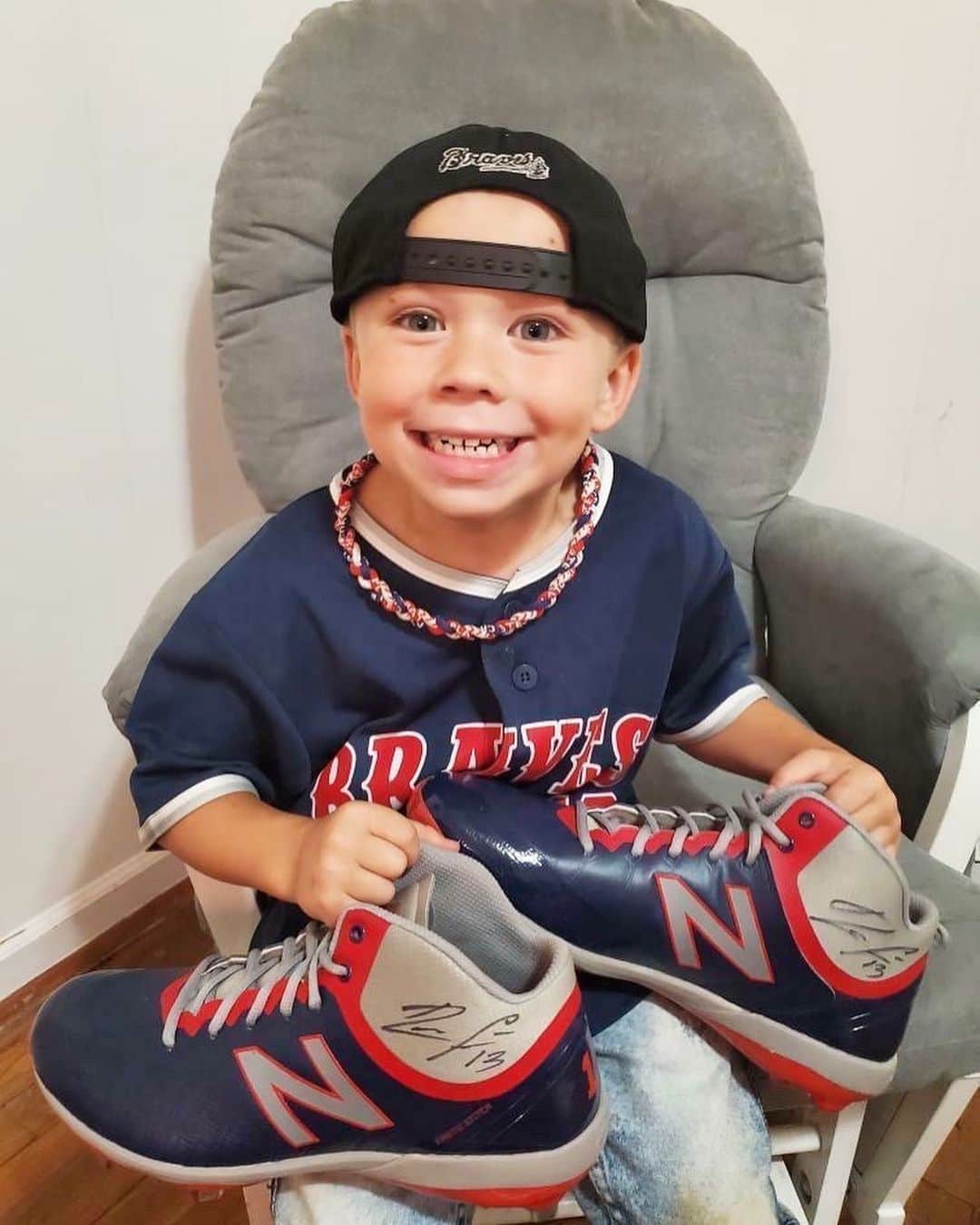 MLBさんのインスタグラム写真 - (MLBInstagram)「When @ronaldacunajr13 saw Asher's first HR, he decided to send him a pair of signed cleats. The reaction was amazing. ❤️ (@rep1baseball)」5月30日 5時49分 - mlb