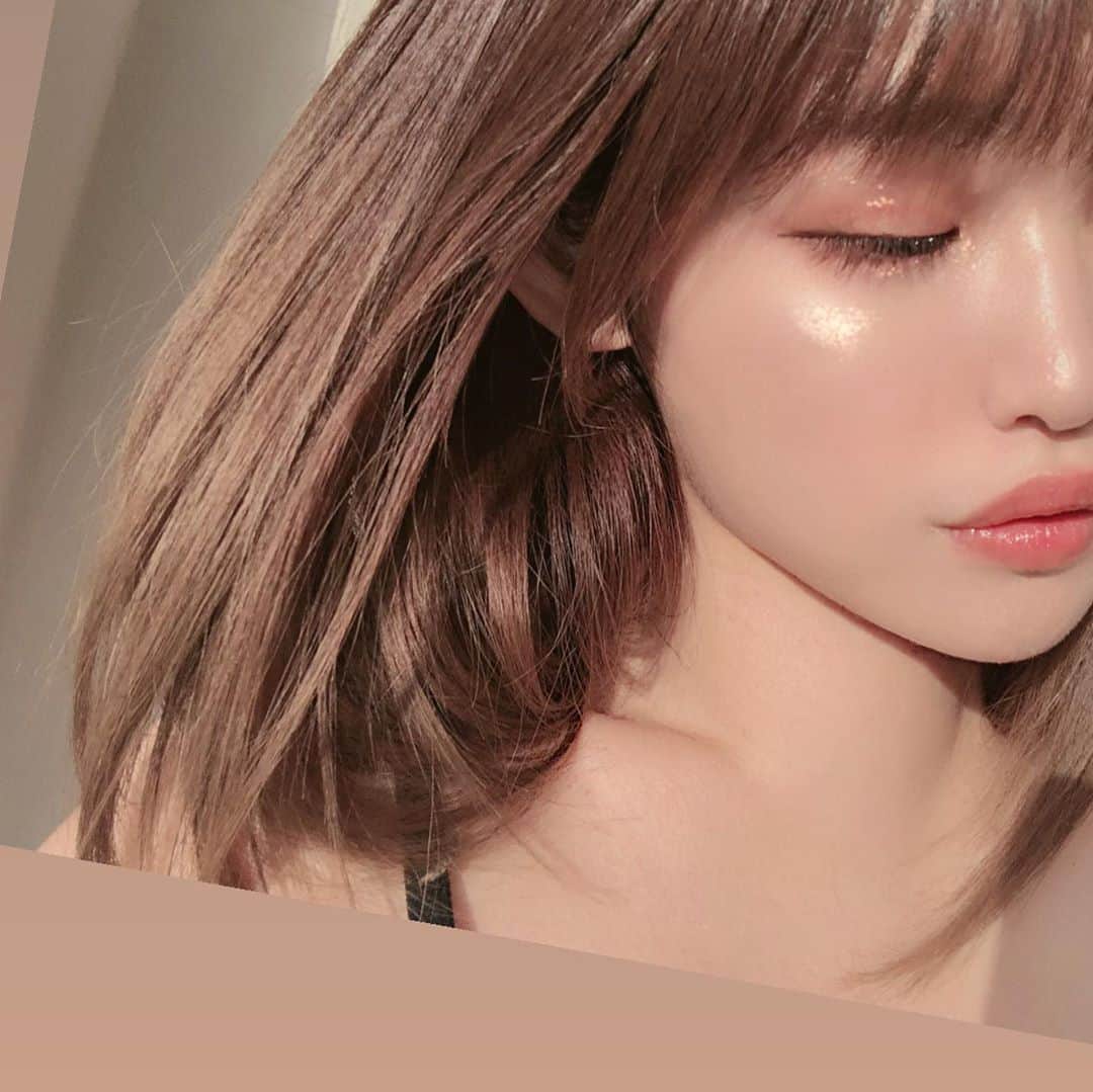 美月リカのインスタグラム：「UNLEASHIAのリップバーム きらきらでうるうるでかわいい😍」
