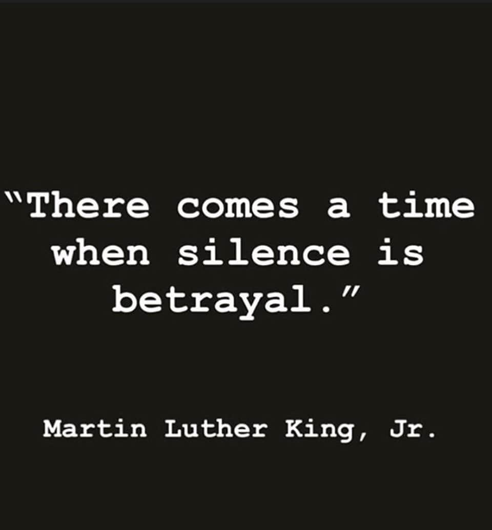 コートニー・ラブさんのインスタグラム写真 - (コートニー・ラブInstagram)「The right  words from Martin Luther King today . I woke up to see images of a city  I once lived in burning itself down , breaking itself . Upon discovering the  rage of  Alexander Pope , who was hiding in an Oxford anthology. ⠀⠀⠀⠀⠀⠀⠀⠀⠀ 1743 . ⠀⠀⠀⠀⠀⠀⠀⠀⠀ 🖋 ⠀⠀⠀⠀⠀⠀⠀⠀⠀ nam myoho renge kyo 📿 ⠀⠀⠀⠀⠀⠀⠀⠀⠀ My heart breaks for you.💔⠀⠀⠀⠀⠀⠀⠀⠀⠀」5月30日 8時28分 - courtneylove