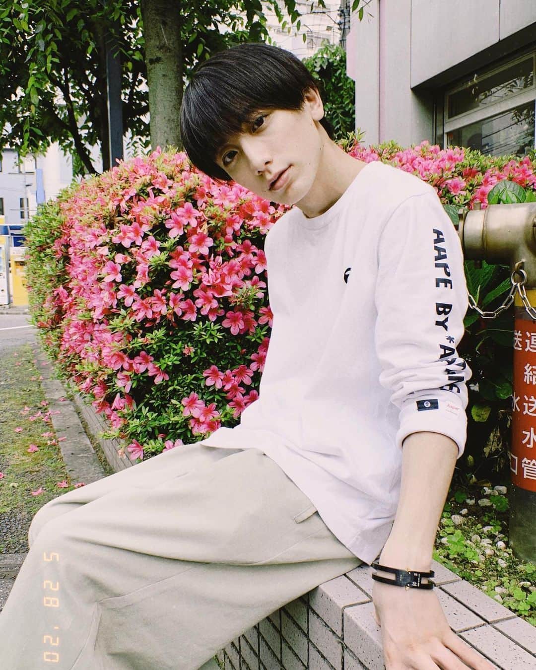 小西詠斗のインスタグラム：「久しぶりの外の写真です🌿 やっぱり外は気持ち良い(^^)v」