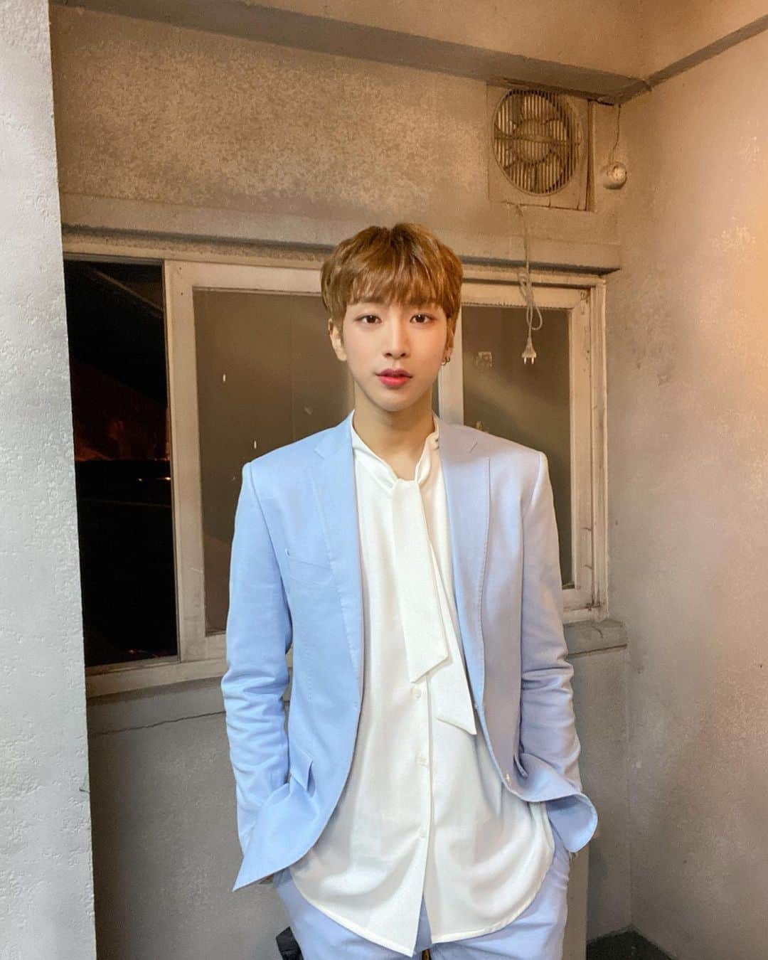 유희도のインスタグラム：「20.05.30/토 Today 22:00 ~24:00 #G-egg 와 함께 토요일 밤 🎇 트위터 주소는 프로필 상단 ❗️ 이따봐요 여러분 ~~」