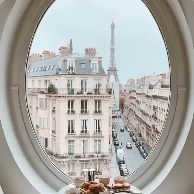 のインスタグラム：「Where will you travel to when this is over? 📸 @toits_de_paris」