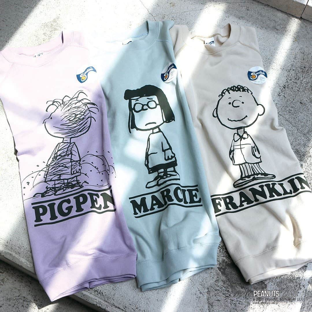 JOURNAL STANDARD relumeさんのインスタグラム写真 - (JOURNAL STANDARD relumeInstagram)「PEANUTS×SPORTSWEAR for JOURNAL STANDARD relume﻿ ﻿ いよいよ入荷！！﻿ ﻿ PEANUTSの人気キャラクター「MARCIE」、「FRANKLIN」、「PIGPEN」のアートワークをプリントした半袖スウェットが登場。﻿ ﻿ 淡いカラーリングのボディとアーカイブからチョイスした絵柄が絶妙のマッチング。﻿ ﻿ ボディの質感やラグランスリーブの仕様など、こだわりのヴィンテージ感を演出しました。﻿ ﻿ ﻿ ※スタッフ158cm、Lサイズ着用﻿ ﻿ ﻿ ﻿ ﻿ #peanuts﻿ #sportswear﻿ #marcie﻿ #franklin﻿ #pigpen﻿ #sweatshirt﻿ #vintagelike﻿ #journalstandardrelume﻿ #relume﻿ #unisex﻿ #baycrews」5月30日 13時56分 - js_relume