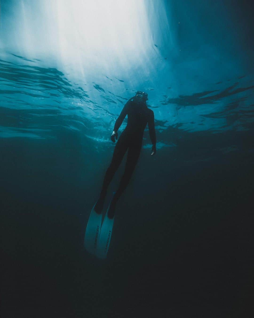 山中海輝のインスタグラム：「Into the deep. 📷@dear__sir」