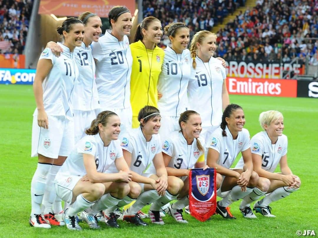 日本サッカー協会さんのインスタグラム写真 - (日本サッカー協会Instagram)「いよいよ今晩18時！今晩の #FIFA女子ワールドカップ2011 決勝再放送を前に、”きっとこの試合がもう一度見たくなる”ような当時のJFAオフィシャル写真を集めました👍✨ ・ この日は、日本のサッカーファンにとって忘れられない1日になりましたよね。キックオフは、日本時間2011年7月18日(月祝)午前3時45分でした。眠気も覚める試合展開、息が詰まるようなPK戦…。 ・ 皆さんはどのように観戦されていましたか？😌 #なでしこジャパン が世界一を手にした歴史的瞬間をもう一度みんなで共有しましょう😆🙌 ・ FIFA女子ワールドカップ2011決勝 日本vsアメリカ 5月30日(土) 午後6:00～ NHK#BS1 ・ #jfa #daihyo #nadeshiko #TimeToFly2023 #女子サッカー」5月30日 15時25分 - japanfootballassociation