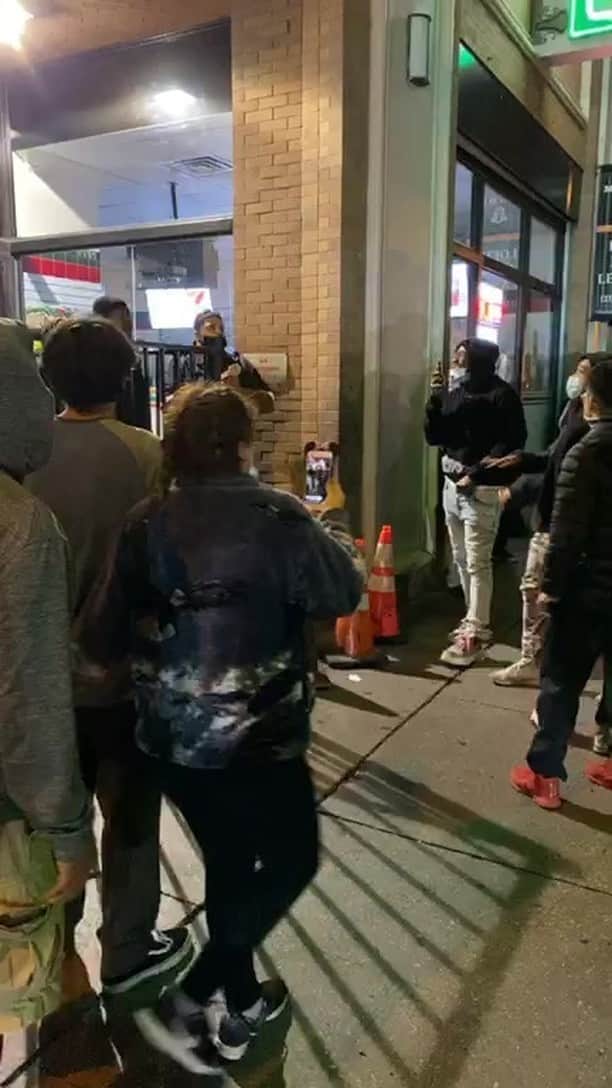 Mark Dohnerのインスタグラム：「Not a site to see. Hoping no one gets hurt. Stay safe. ♥️ (People breaking into businesses & looting, lighting off fireworks & throwing glass bottles, lighting fires - police responded with tear gas & rubber bullets)」