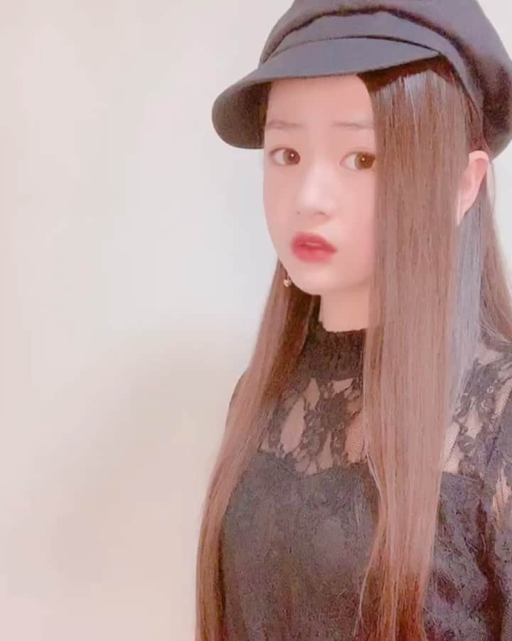 松本優菜のインスタグラム：「Rei©hi さんの 「Excuse boy」⛓ #踊ってみた  下手なのは許してください…🙇‍♀️_  真似しやすいので、 良かったら踊ってみてね♡ #reichi  #excuseboy」