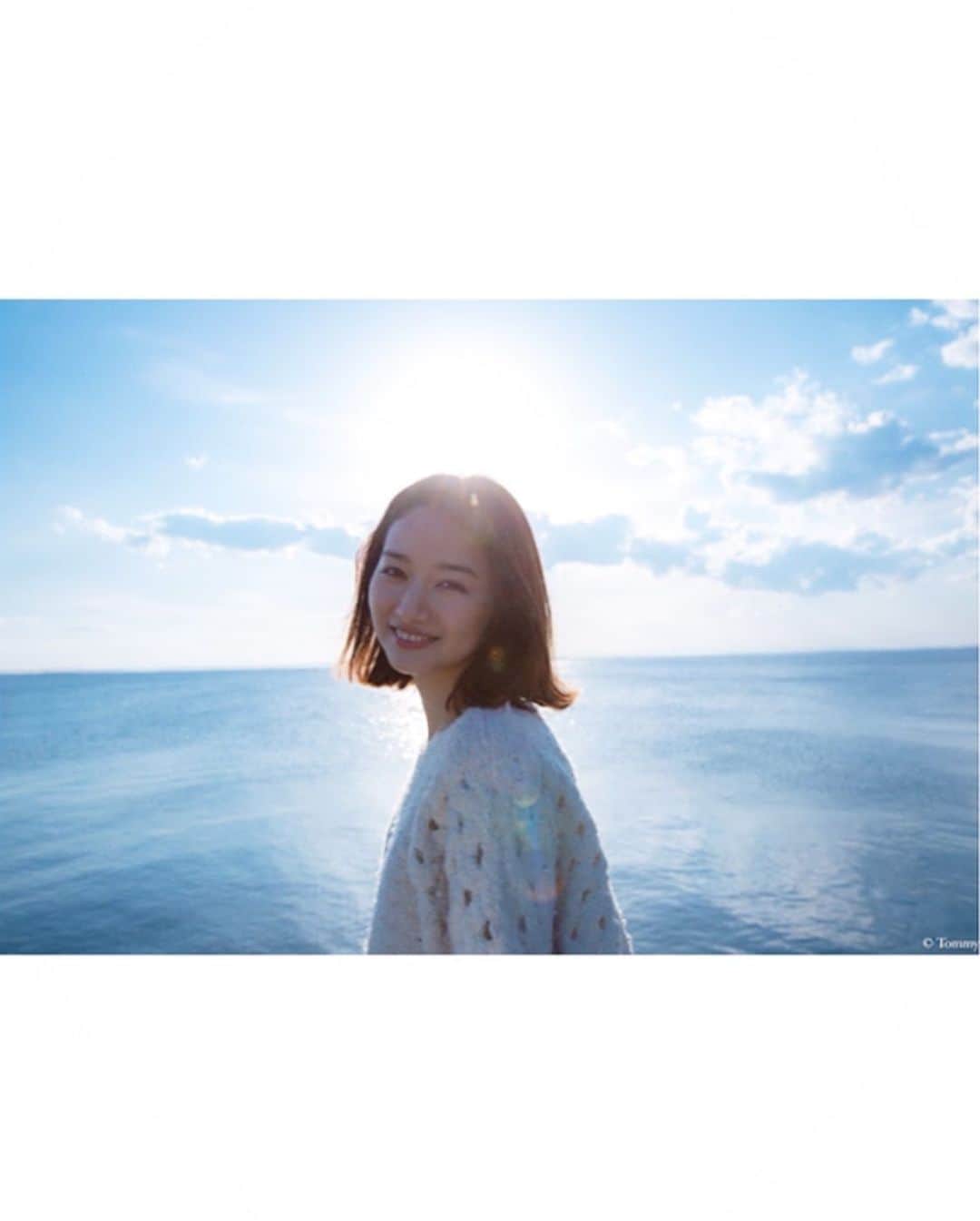 黒澤はるかさんのインスタグラム写真 - (黒澤はるかInstagram)「皆さん笑ってますかー？🌞 海行きたいなぁ〜むしろ海にかえりたいなぁ🐠  #sea」5月30日 16時37分 - haruka_offi
