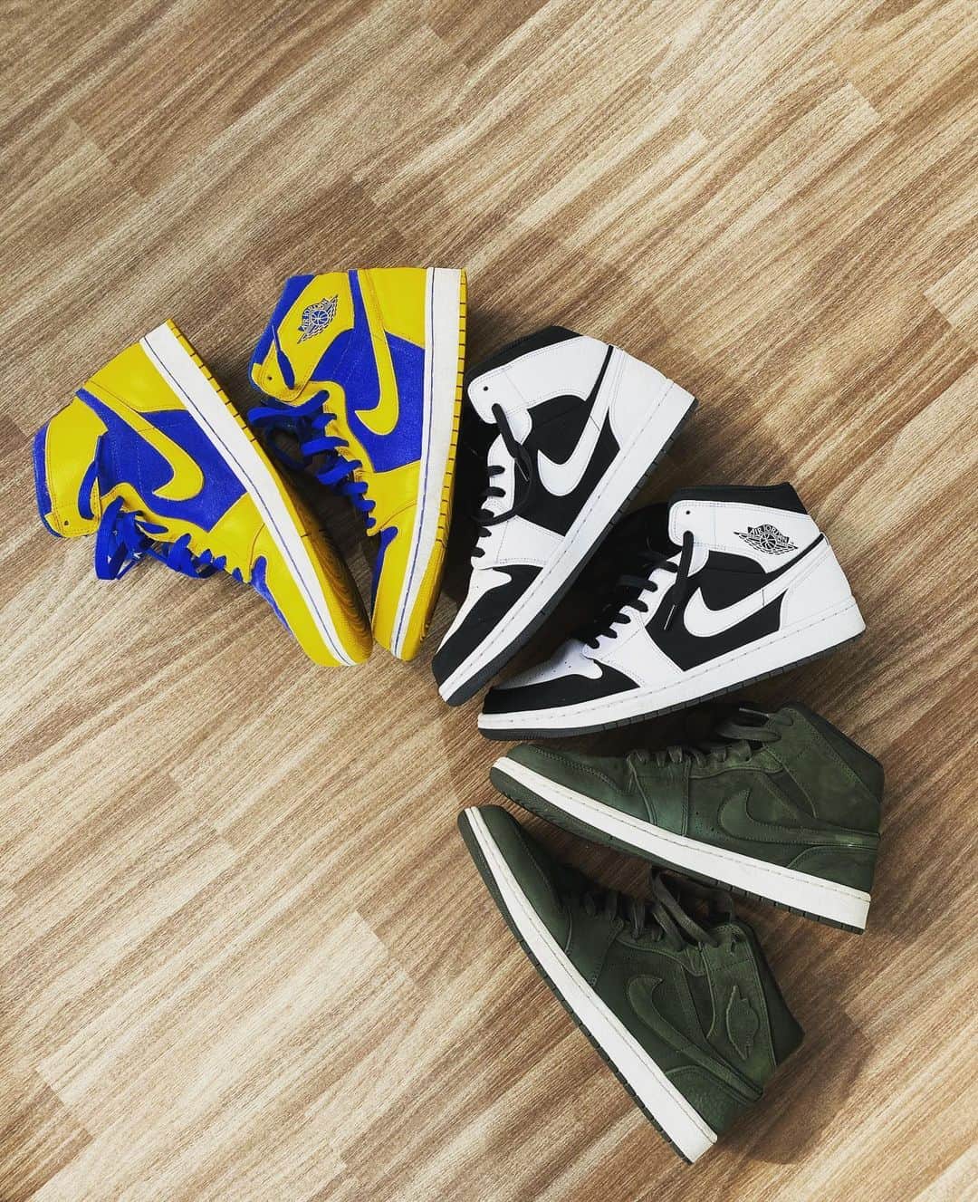 のインスタグラム：「@kumagae27 ちゃんから回ってきた#snkrskickcheck 👟 俺も#airjordan1 で👍 キッズサイズもあるし息子とお揃いもできるからお気に入り👌👌👌 #nike #jordan #aj1」