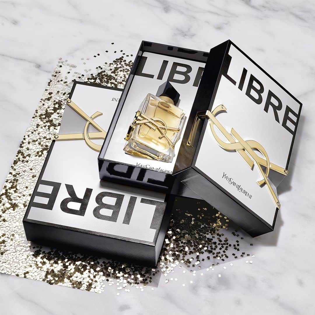 Yves Saint Laurent Beautyさんのインスタグラム写真 - (Yves Saint Laurent BeautyInstagram)「The fragrance of freedom is the perfect gift for this French Mother's Day... Order now, to show up your siblings! LIBRE EAU DE PARFUM #yslbeauty #iamlibre #fragrance」5月30日 16時58分 - yslbeauty