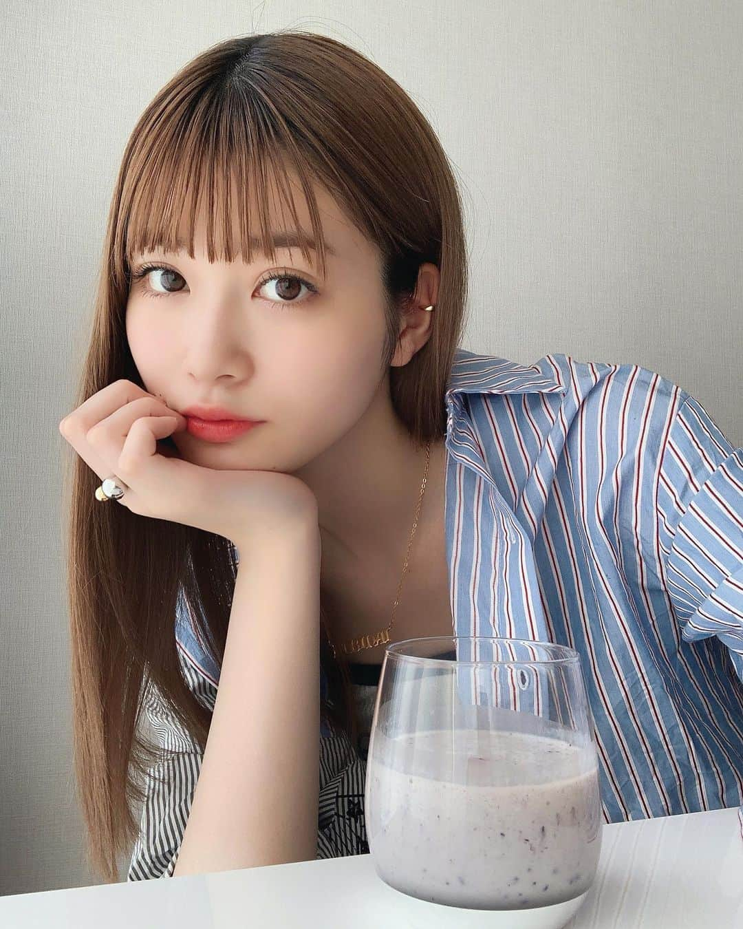 生見愛瑠さんのインスタグラム写真 - (生見愛瑠Instagram)「スムージー🙂 お家時間でどんどん料理のスキル上がってる気がする🙃にひ  #cowエール  #ミルクランド北海道  #pr  #私もプロジェクトに参加したよ  #COWエールで投稿してみてね  @milklandhokkaido」5月30日 17時10分 - meru_nukumi