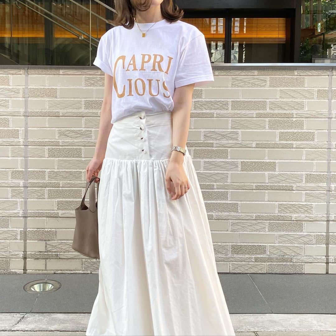 yuukii.iさんのインスタグラム写真 - (yuukii.iInstagram)「﻿ ﻿ 毎年 @aulii_amomentofhappiness のロゴTは外せない！！♥﻿ @akiii031 ちゃんのセンスがたっぷり詰まってて可愛い◡̈♡﻿ ﻿ #ママコーデ#ママファッション#30代コーデ」5月30日 17時22分 - yuukii.i