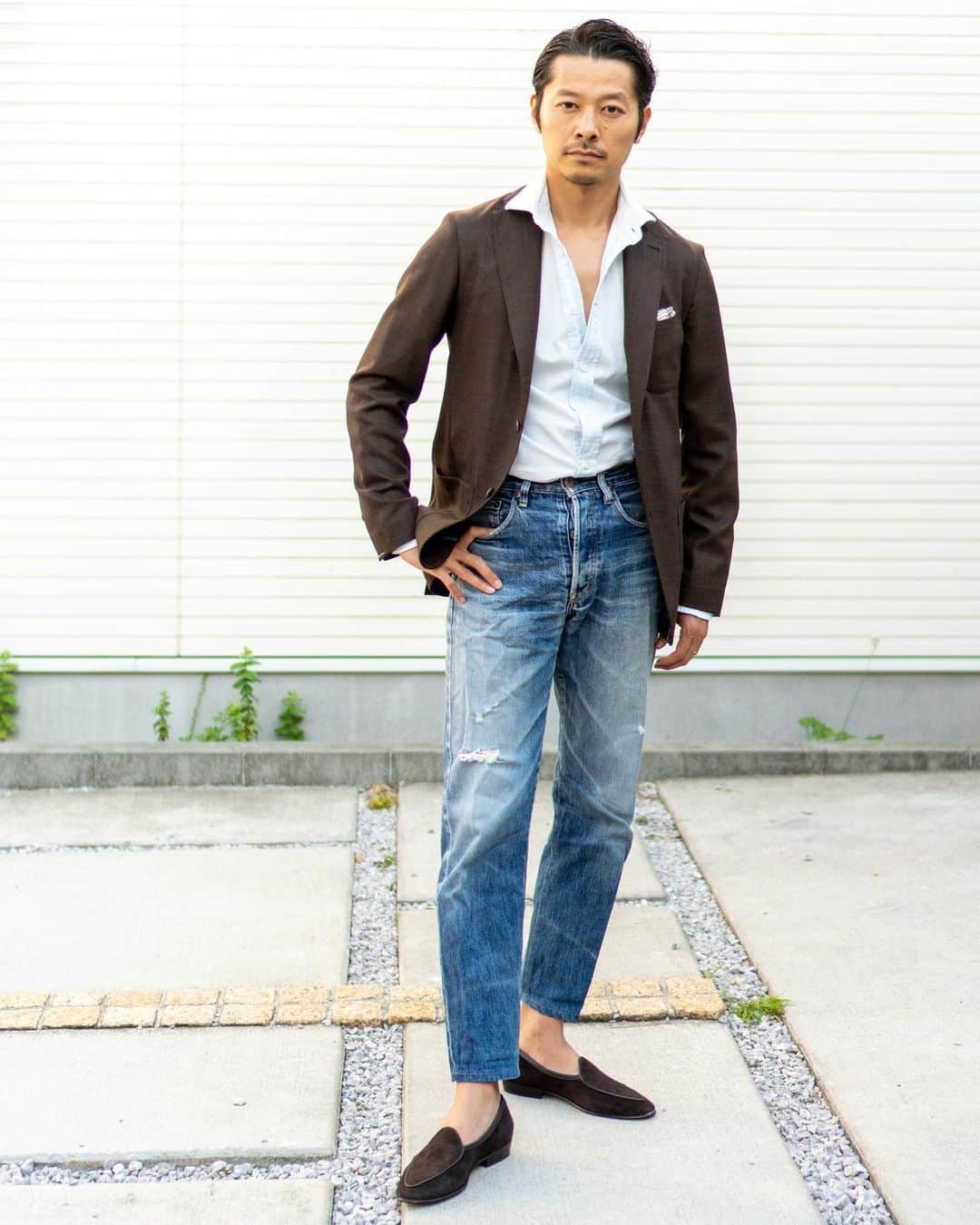 高田朋佳のインスタグラム：「“ @sacco.italy Style Day3”  #keepstylish ———————————————————————— #sacco #saccoitaly  #takadachannel #youtuber #onlyone #newcolonialstyle #jetset #singapore #luxuryresort #colonyclothing #singaporelife #singaporestyle  #lifestyle #fashion #mensfashions #dapper #igfashion #sprezzatura」