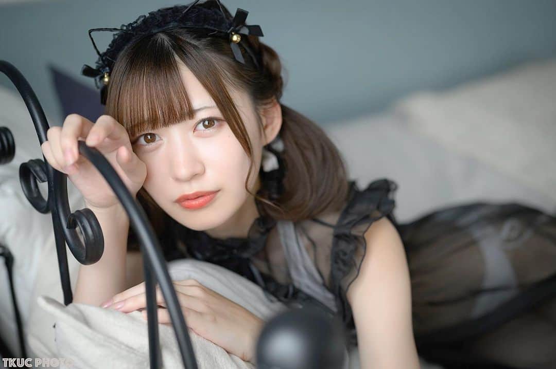 空野青空のインスタグラム：「添い寝しましょうか？(:3_ヽ)_  #あおねコス  #コスプレ女子  #cosplay  #cosplayer  #idol #撮影会 #撮影会 #真楽曲派 #あおねこすいえいぶ」