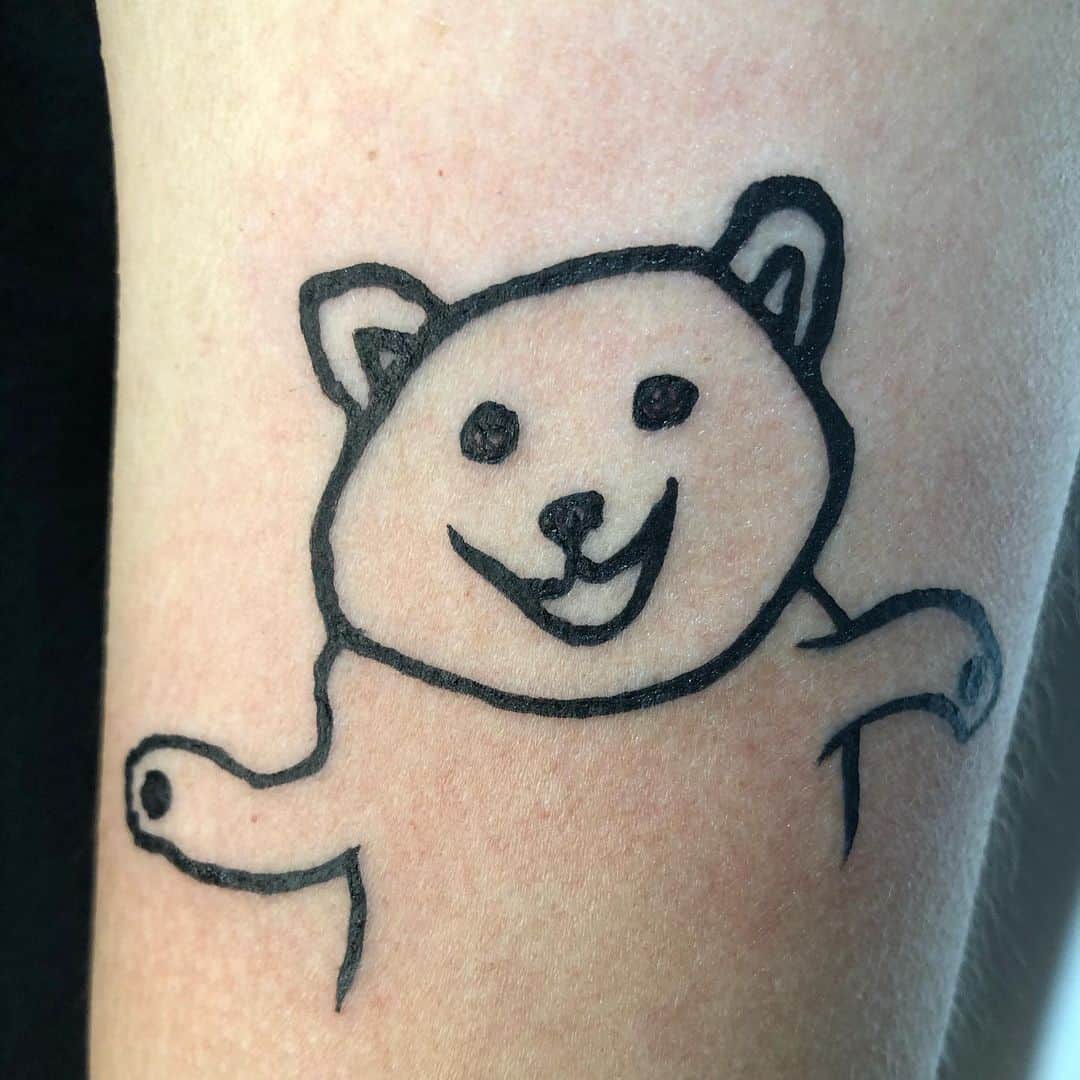 Balltze My name is Ballさんのインスタグラム写真 - (Balltze My name is BallInstagram)「Look at me! I’m doing a wave on my daddy’s arm. Yes @yumanng is getting a tattoo of me Balltze! #Fat96 #balltze #nomnomnomclub #yos #cheems ?」6月28日 23時18分 - balltze